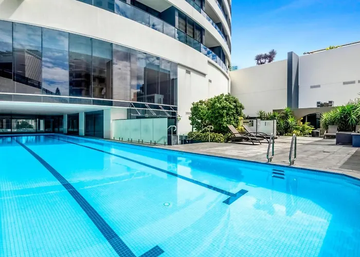 Broadbeach Luxury Ocean View Apartment - Oracle Tower 1 - 1Bed 1Study 1Bath 1Car