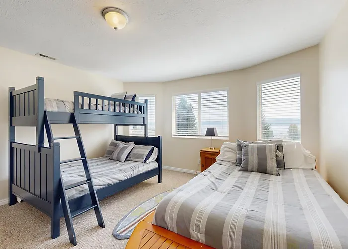 Tennis Court Condo