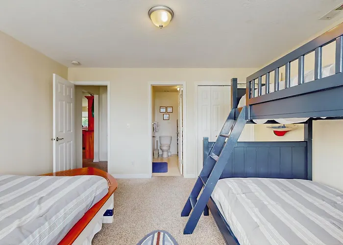 Tennis Court Condo