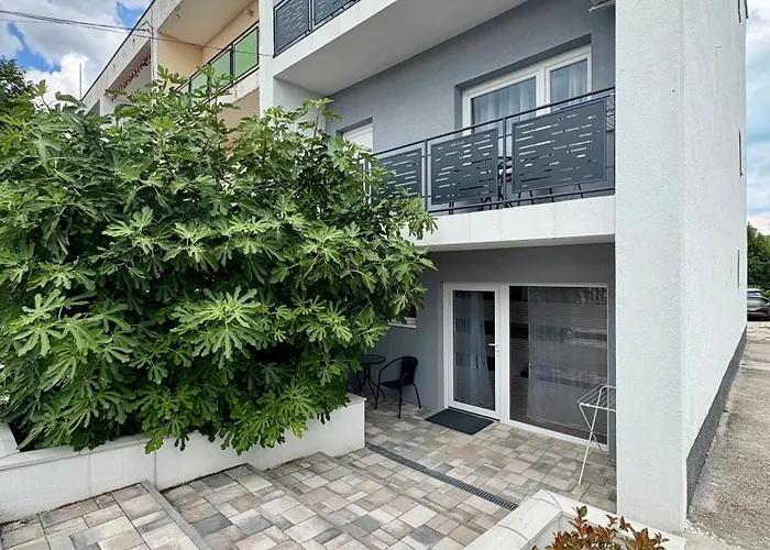 Azur Apartmanok Alsooers