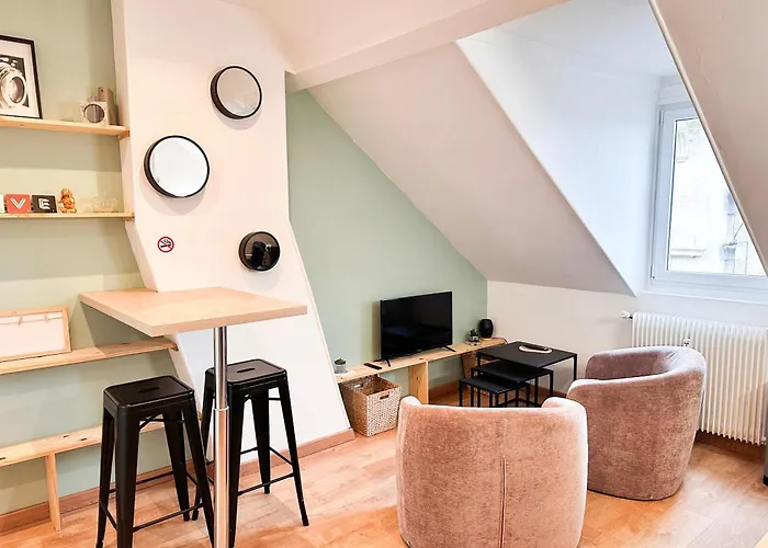 La Loge Et La Pause Compiegnoise