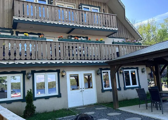 Beach Suite On Muskoka Shores