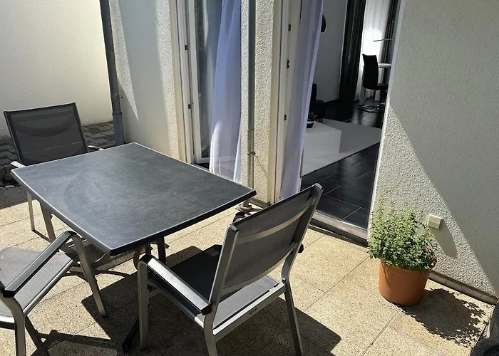 Fully Equipped Apartment, Newly Renovated