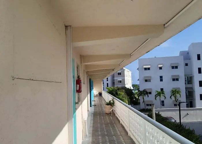 Melrose Beach Apartments Inc