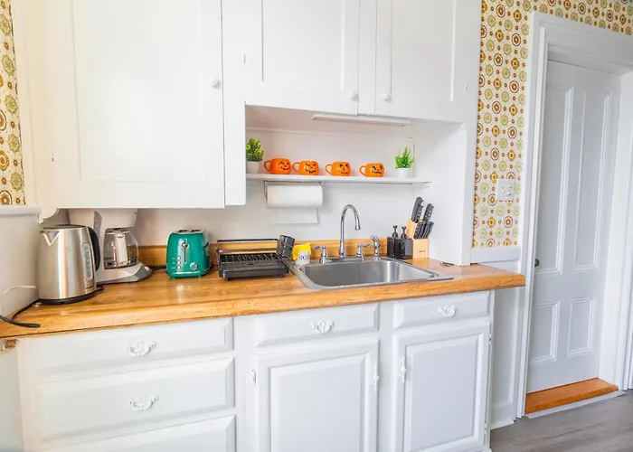 3Bdr 2Ba Downtown Salem With Parking