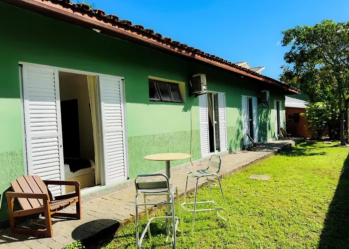Tombo Beach Home Stay