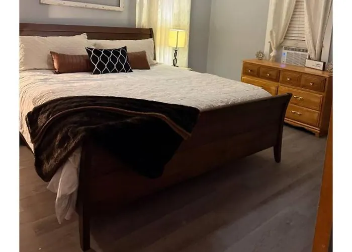 Bluebonnet Apartment Athens Tx King Size Bed 2 Min From Courthouse