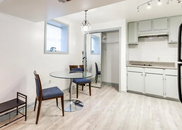 Easy Highway Access: Low-Key Norcross Studio!