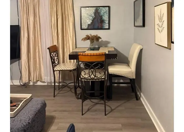 Bluebonnet Apartment Athens Tx King Size Bed 2 Min From Courthouse