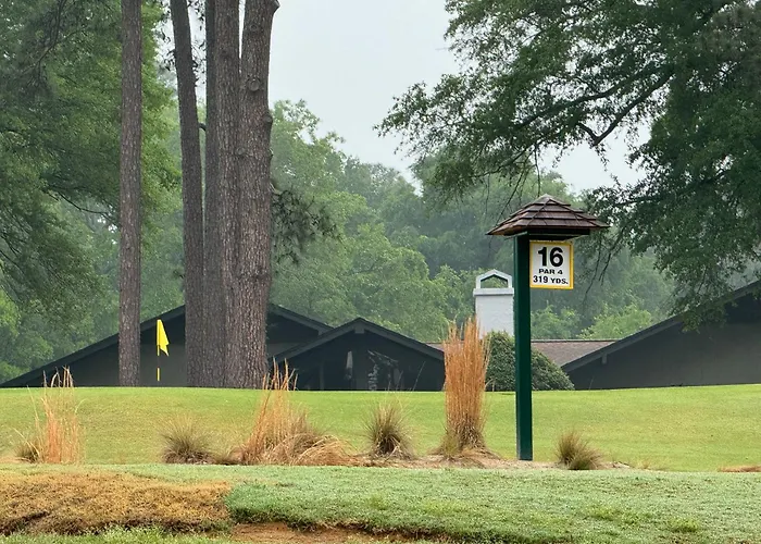 12 Minute Walk To Pinehurst Resort