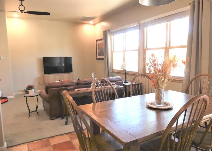Romantic Downtown Paso Retreat Walk To Wine & Dining