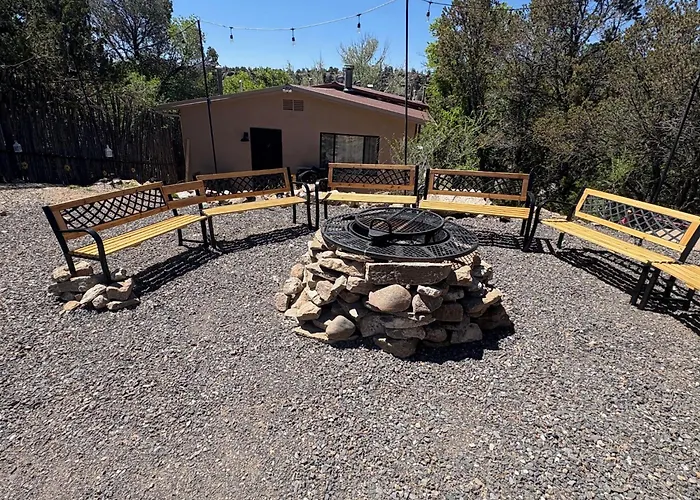 Cozy Studio At The Pecos Village