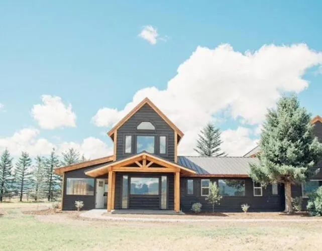 Cache Vista Ranch Estate - Sleeps 32, Teton Views
