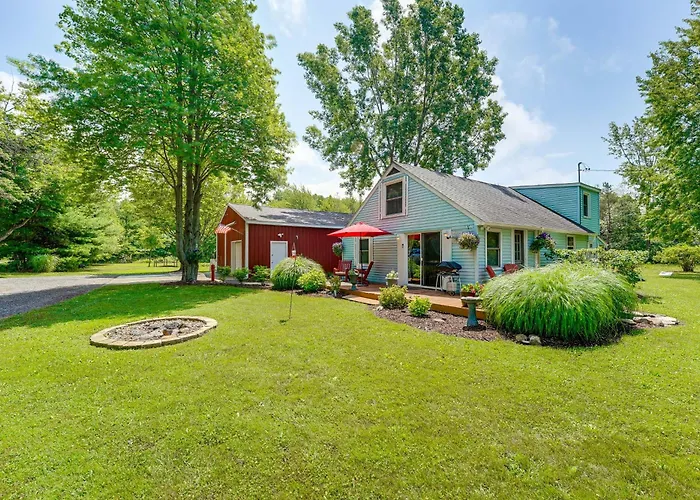Quiet Country Studio Between Saugatuck & Holland!