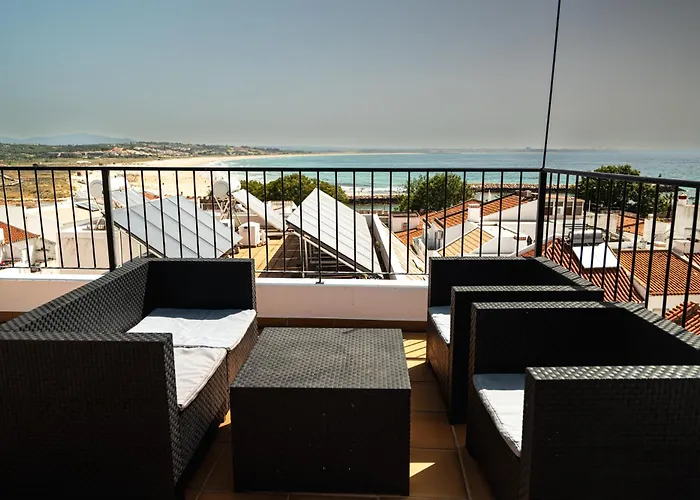 HENRI'S APARTMENTS - Pateo de Santo António