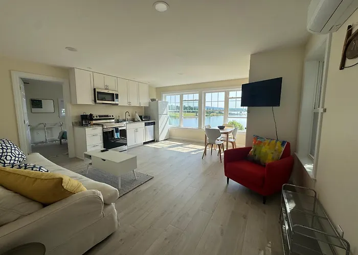 Acadia Horizon Cottage