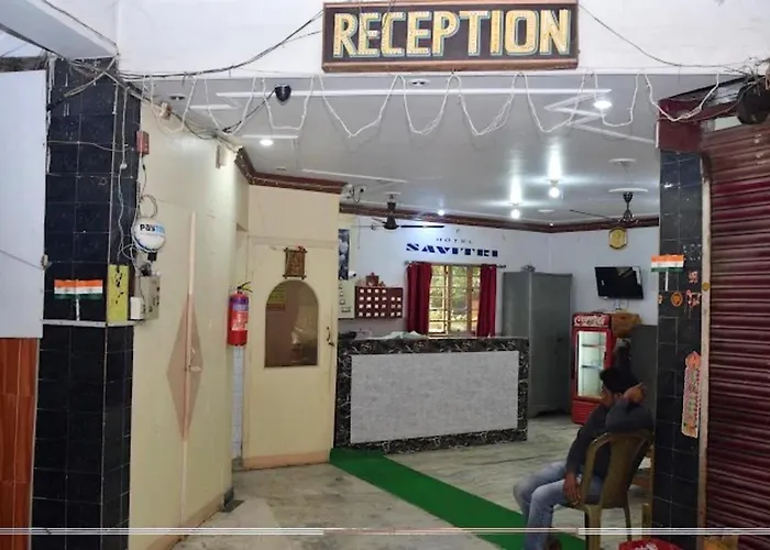 Hotel !!Samrat Palace!! Near Light House Sea Beach