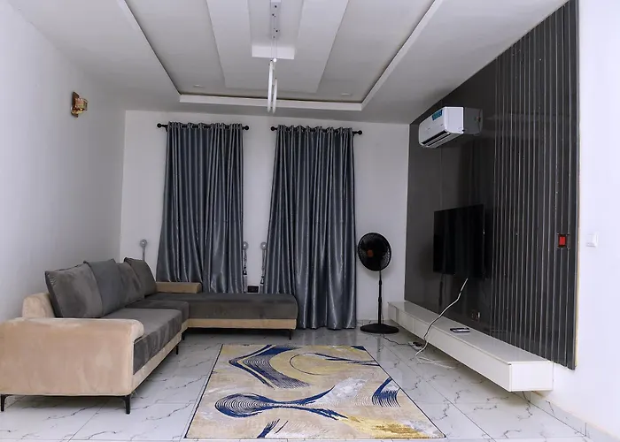 2 Bedroom Duplex Apartment