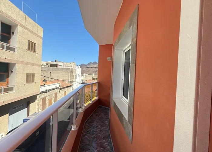 Apartamentos La Aldea Suites