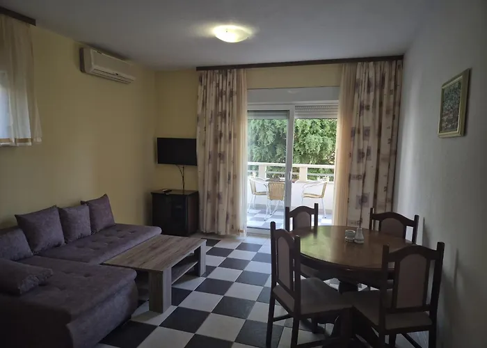 Sea View Apartments Sirena Okrug Gornji