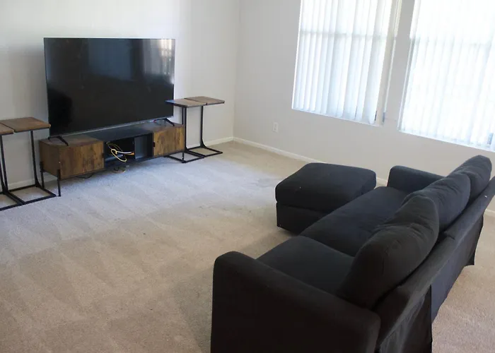 Luxury 3 Bedroom Apartment