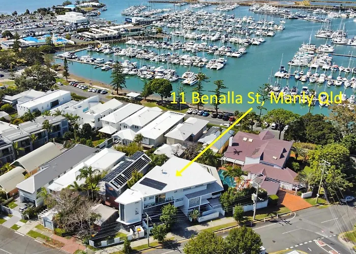 Location, Location, Location - Very Large Apartment