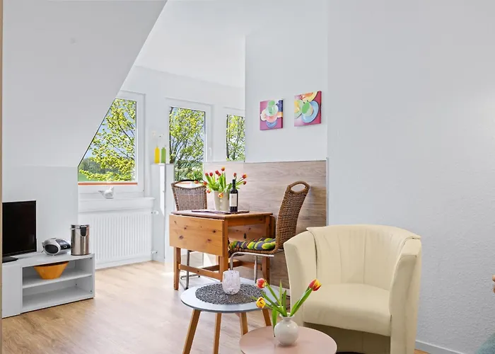 Ferienhaus Kleckerburg Fuer Gruppen Bis 22 Personen Ofc 05