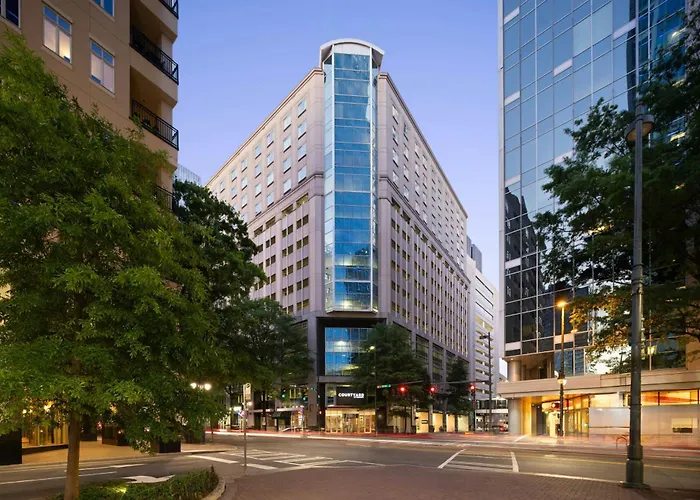 Courtyard Charlotte City Center