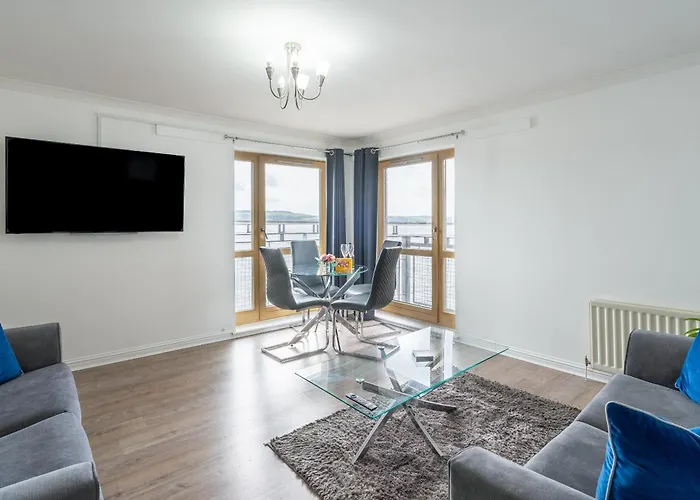 Casa Fresa - City Quay Apartment