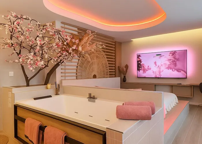Blossom Suite-Hyper Centre Jacuzzi Balcon Clim