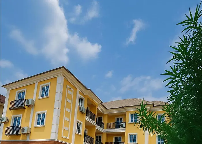 154 Apartments And Hotel