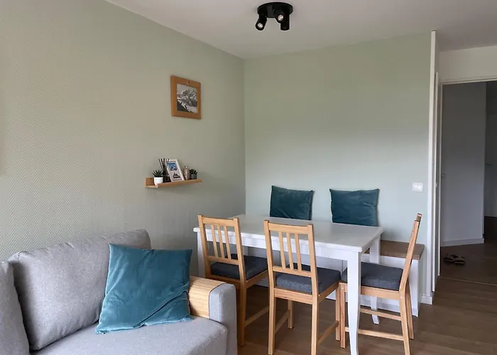 Newly Renovated Flat On The Slopes