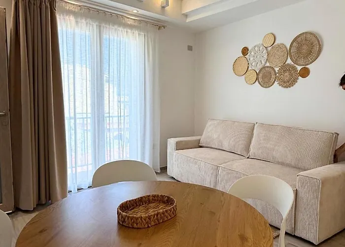 Calema Apartments