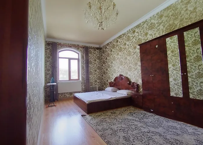 Royal 2-Room Apartment
