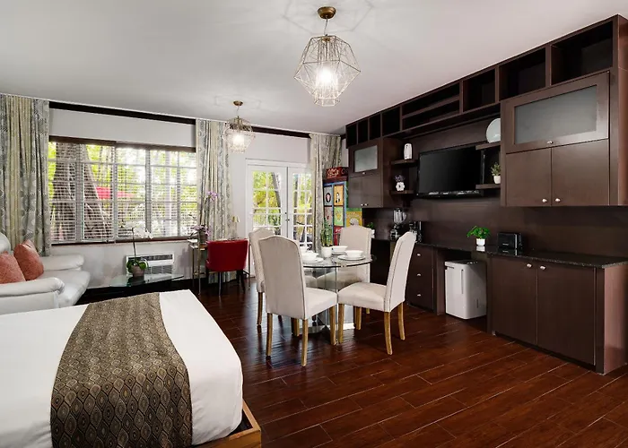 Hotel 3 estrelas: Tradewinds Apartment Hotel Miami Beach