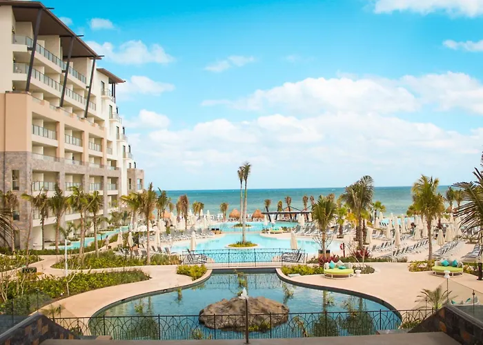 Dreams Natura Resort & Spa
