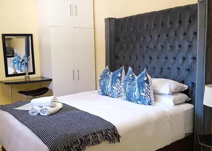 Onyx Luxury Cottage