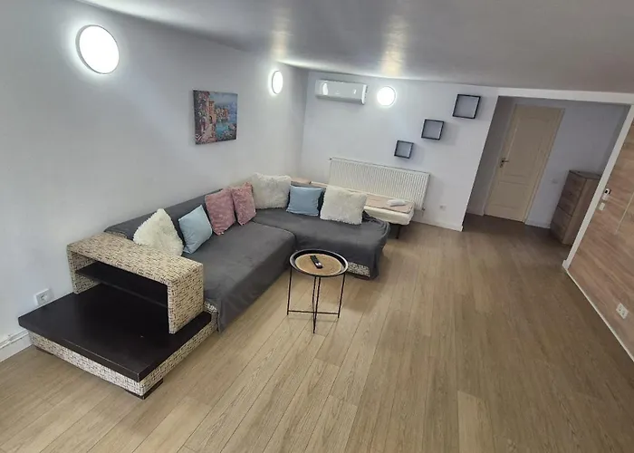 Matei Rent Apartments - Premium Stays & Free Parking