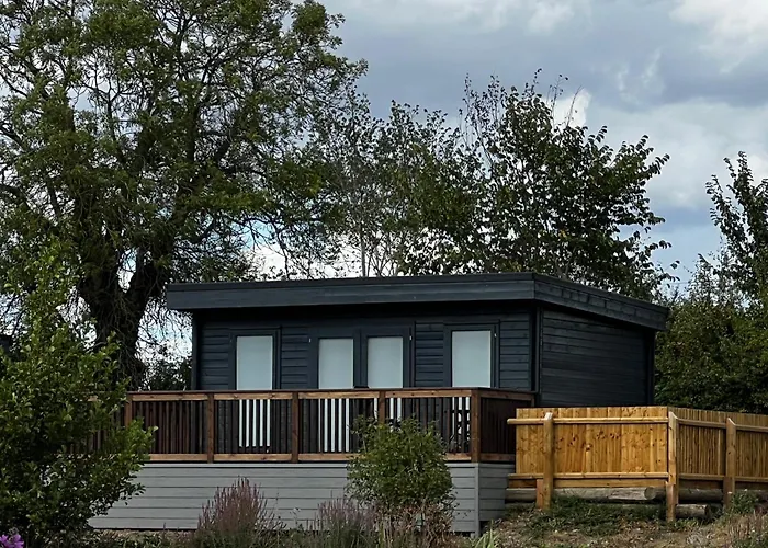 Shearsby Valley Lakes Accommodation