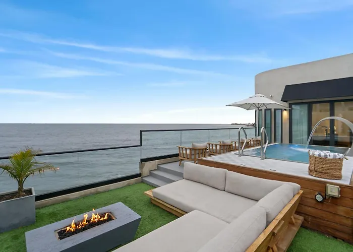 Malibu Sand By Stay Awhile Villas