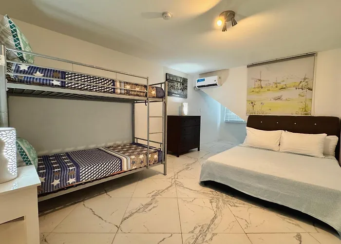 Sunset Suite - Beach Front Estates