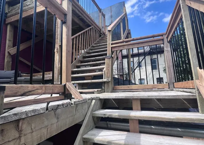 Niagara Escape Loft