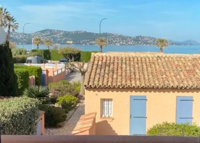 Appartement Classe 3 Etoiles Face A La Plage De La Nartelle Avec Place De Parking Privative