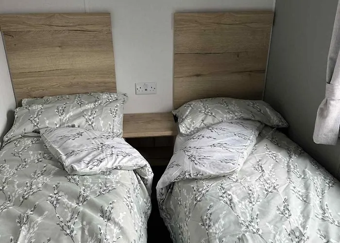 Luxury Static Caravan On Sunnysands With Mountain Views