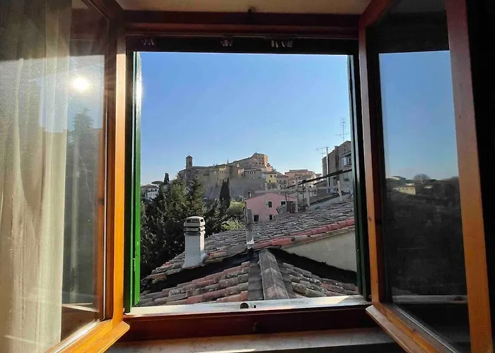 Le Acacie Apartment Lari Vista Castello