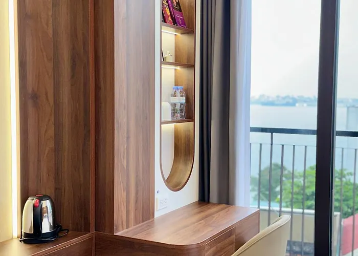 Hami Lakeview Service Apartment