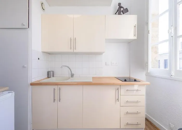 Studio 30 M2 Proche Parc Et Tram D Le Bouscat Tres Lumineux