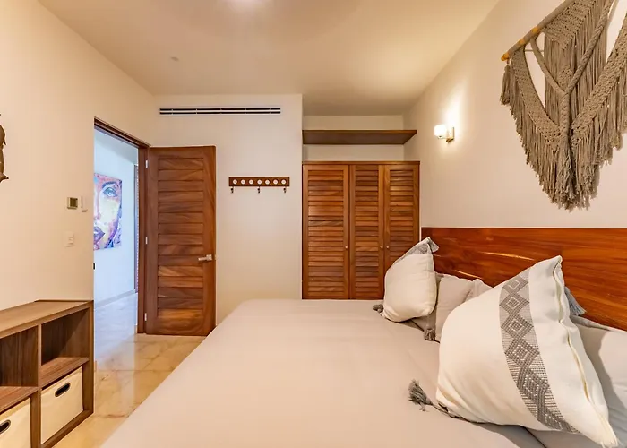 Luxury Ground Floor Marinaview-Pool-Gym-Paddleboard