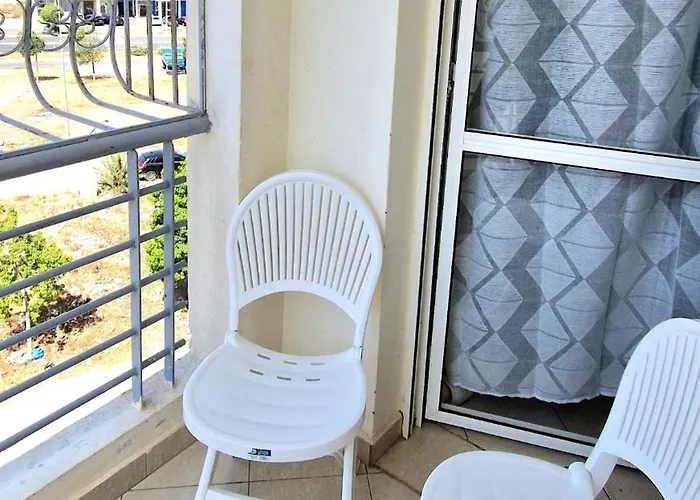 Appartement Avec Piscine Bouznika