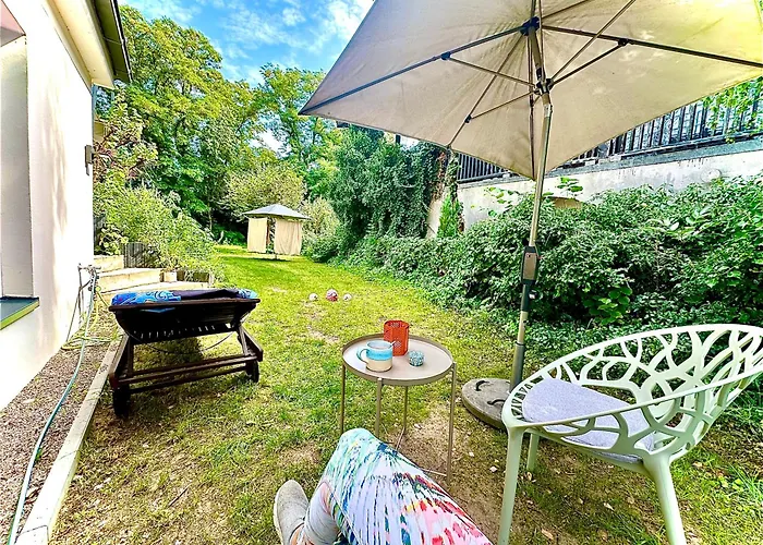 Stylisches See-Studio Mit Badezugang & Garten